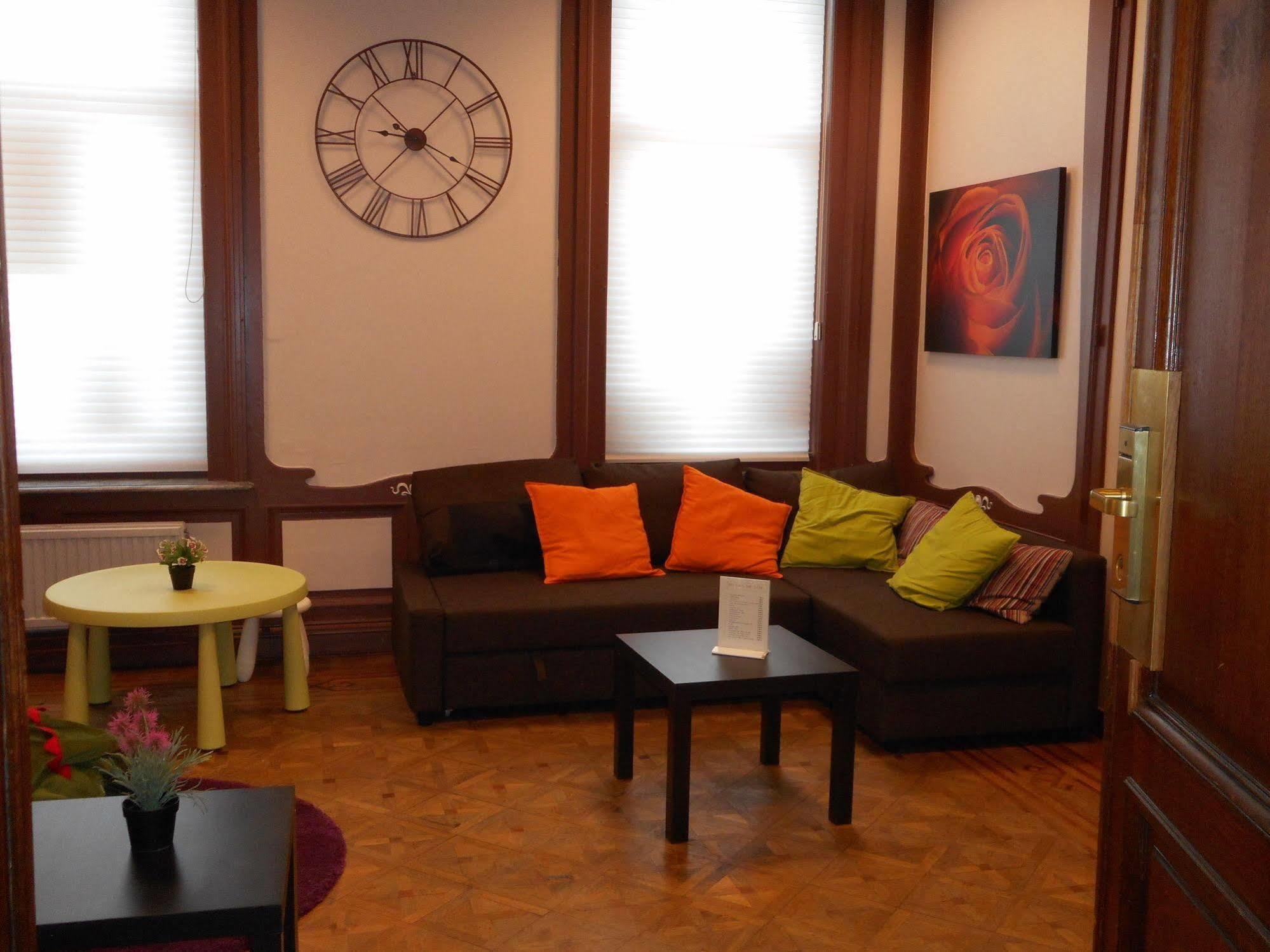 Hi Tournai Hostel Esterno foto